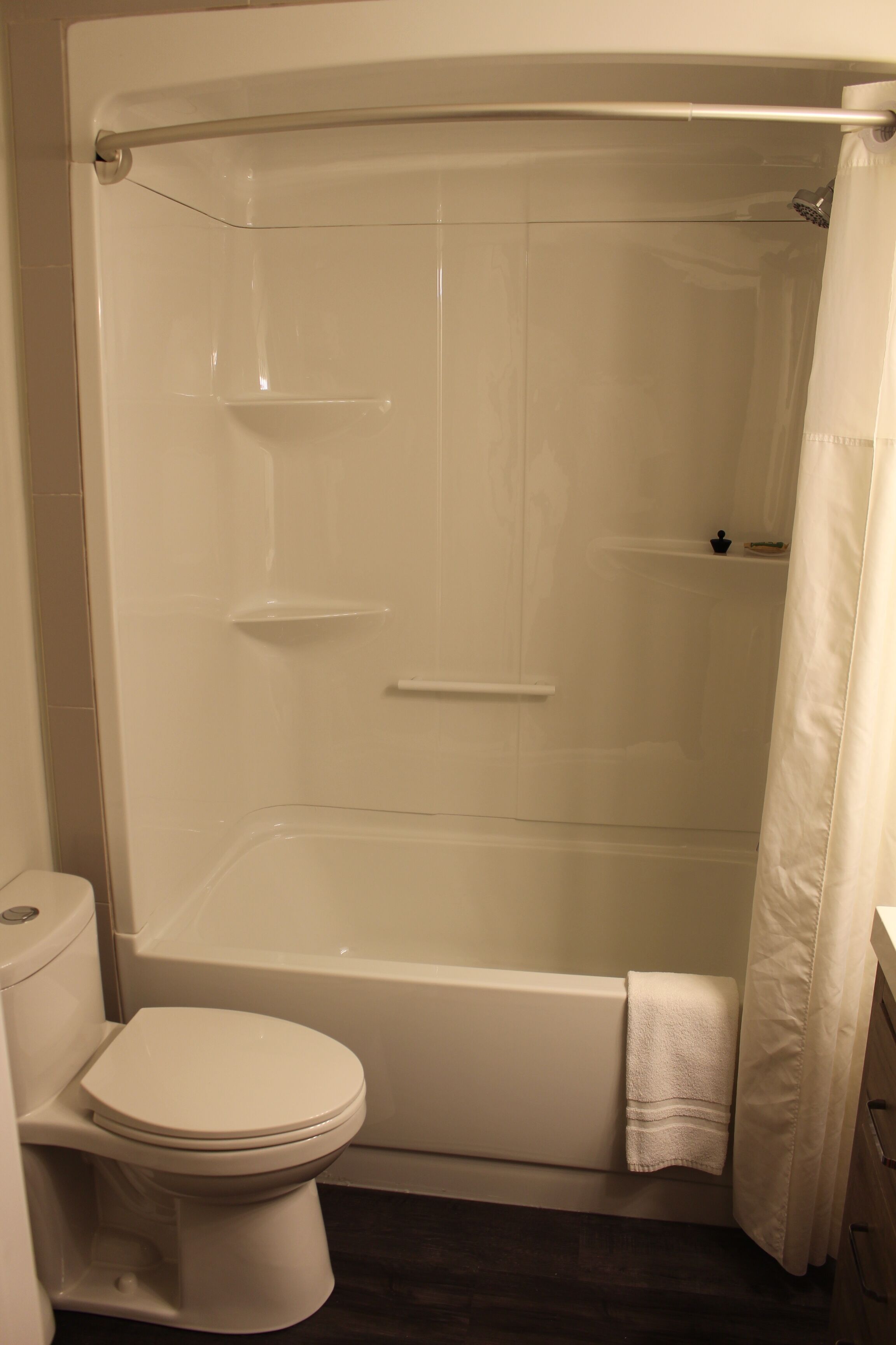 room, kitchenette | bathroom | combined shower/bathtub, deep-soaking bathtub, hair dryer, towels