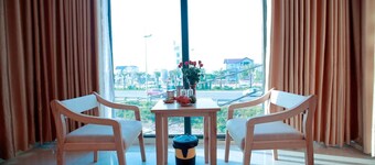 Anova Airport Hotel - Convenient & Friendly