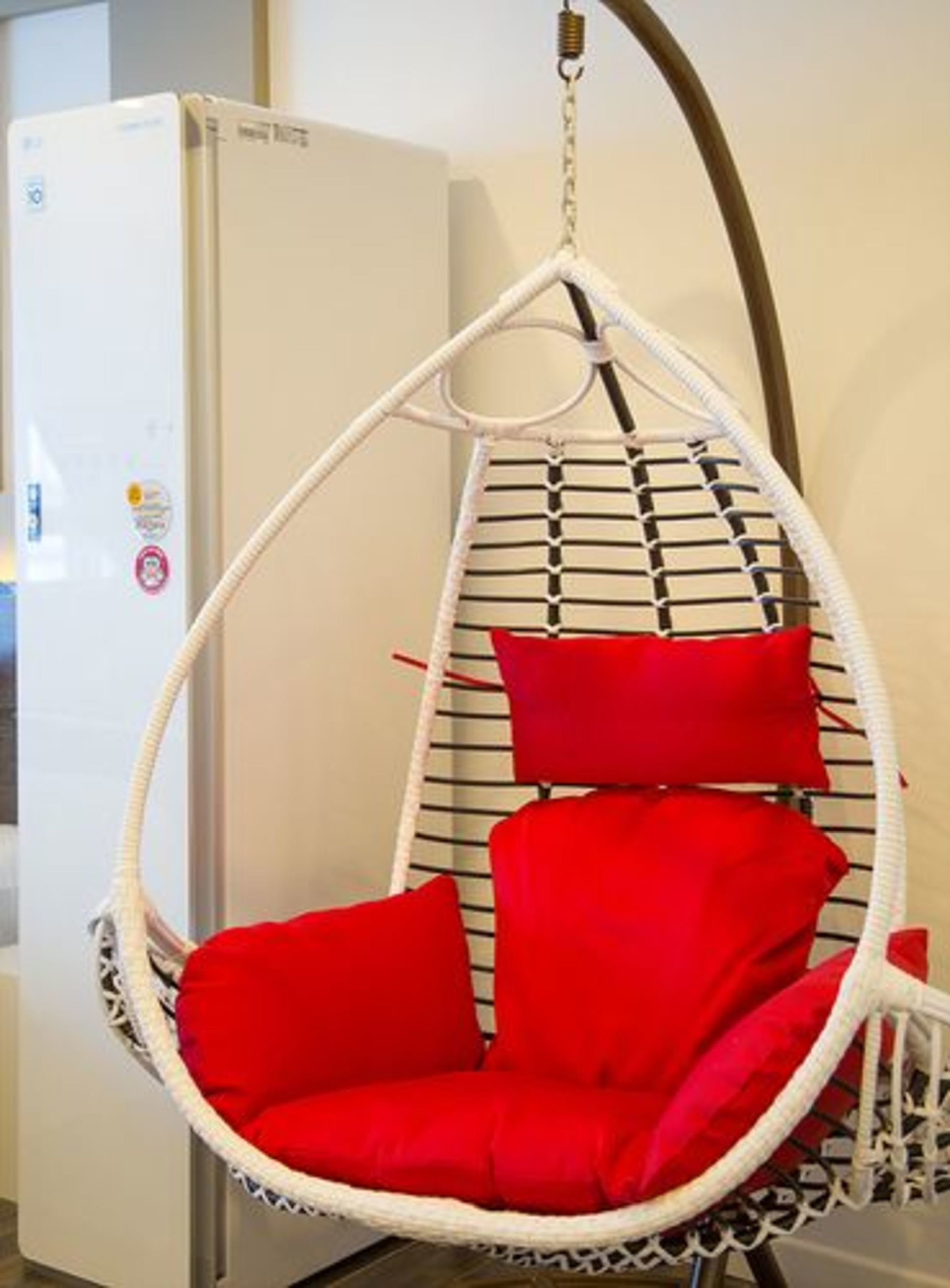 suite | free wifi, bed sheets