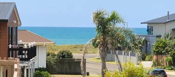 Aquarius Motel