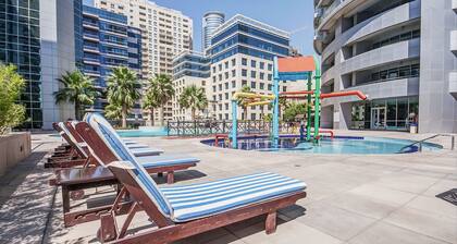 The Waves by Deluxe Holiday Homes