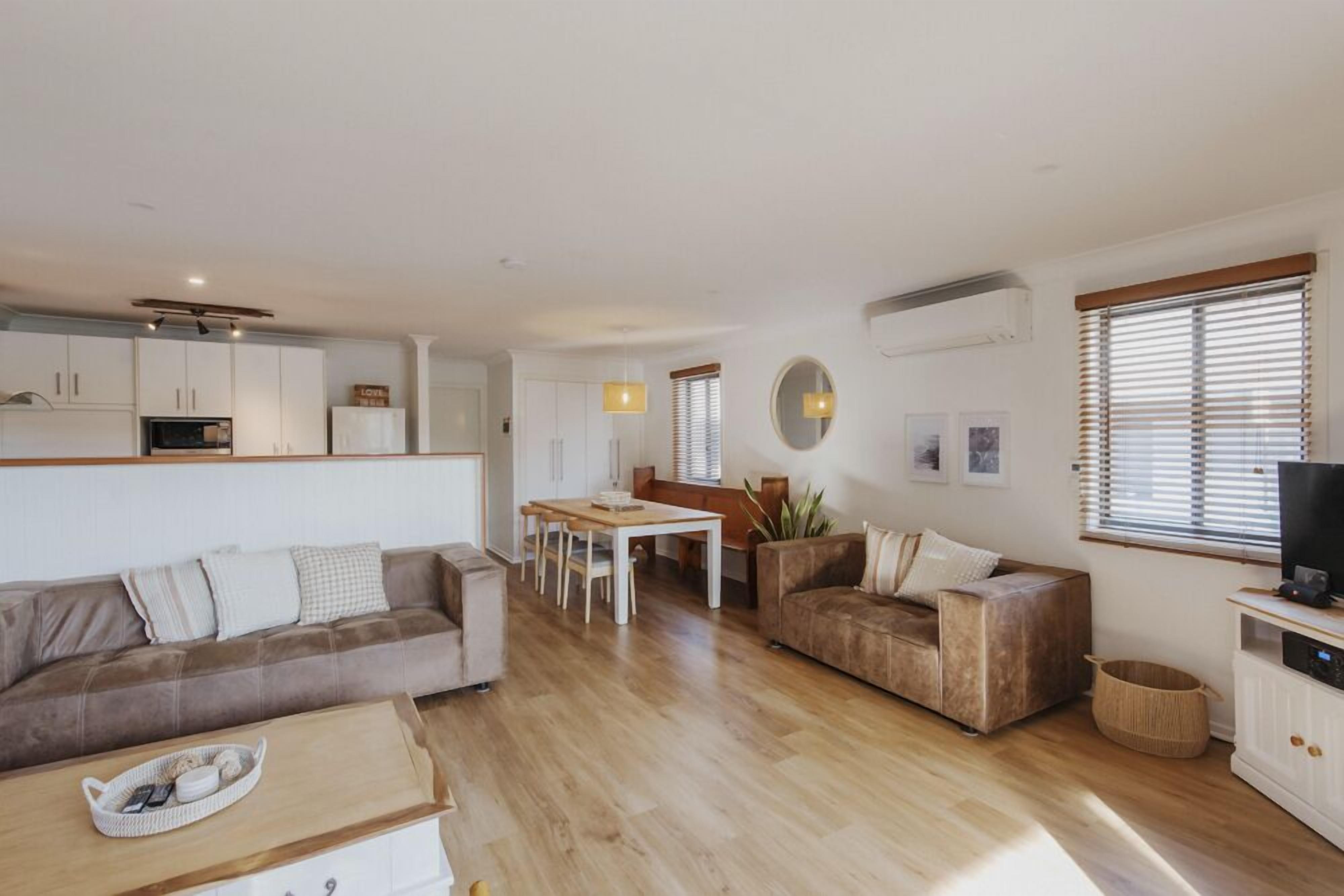 Gone Surfing | 1 bedroom, pillow-top beds, individually decorated