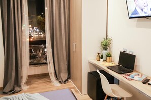 Minibar, coffres-forts dans les chambres, bureau, chambres insonorisées