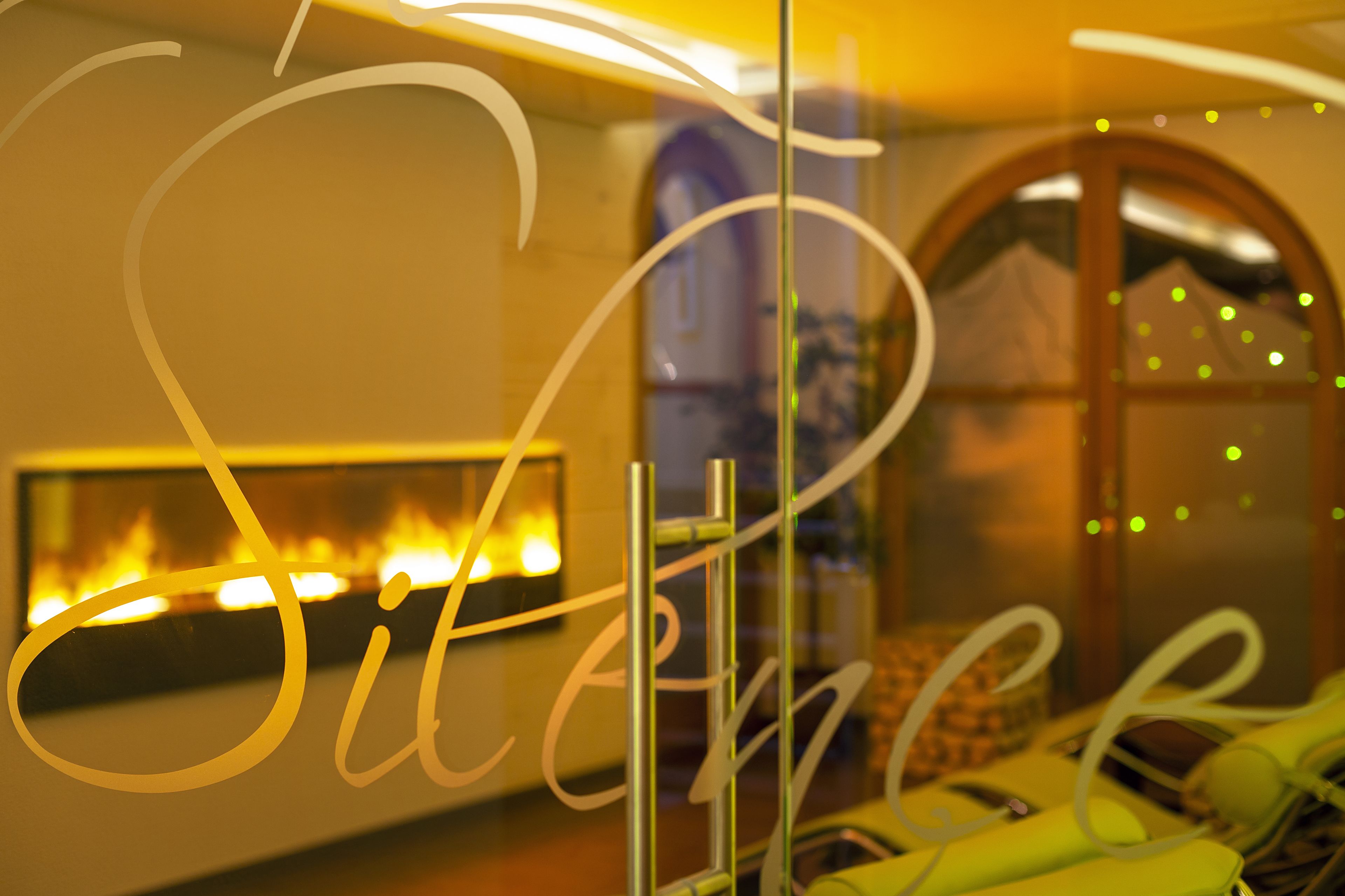 aromatherapy, reflexology, ayurvedic treatments, 3 treatment rooms