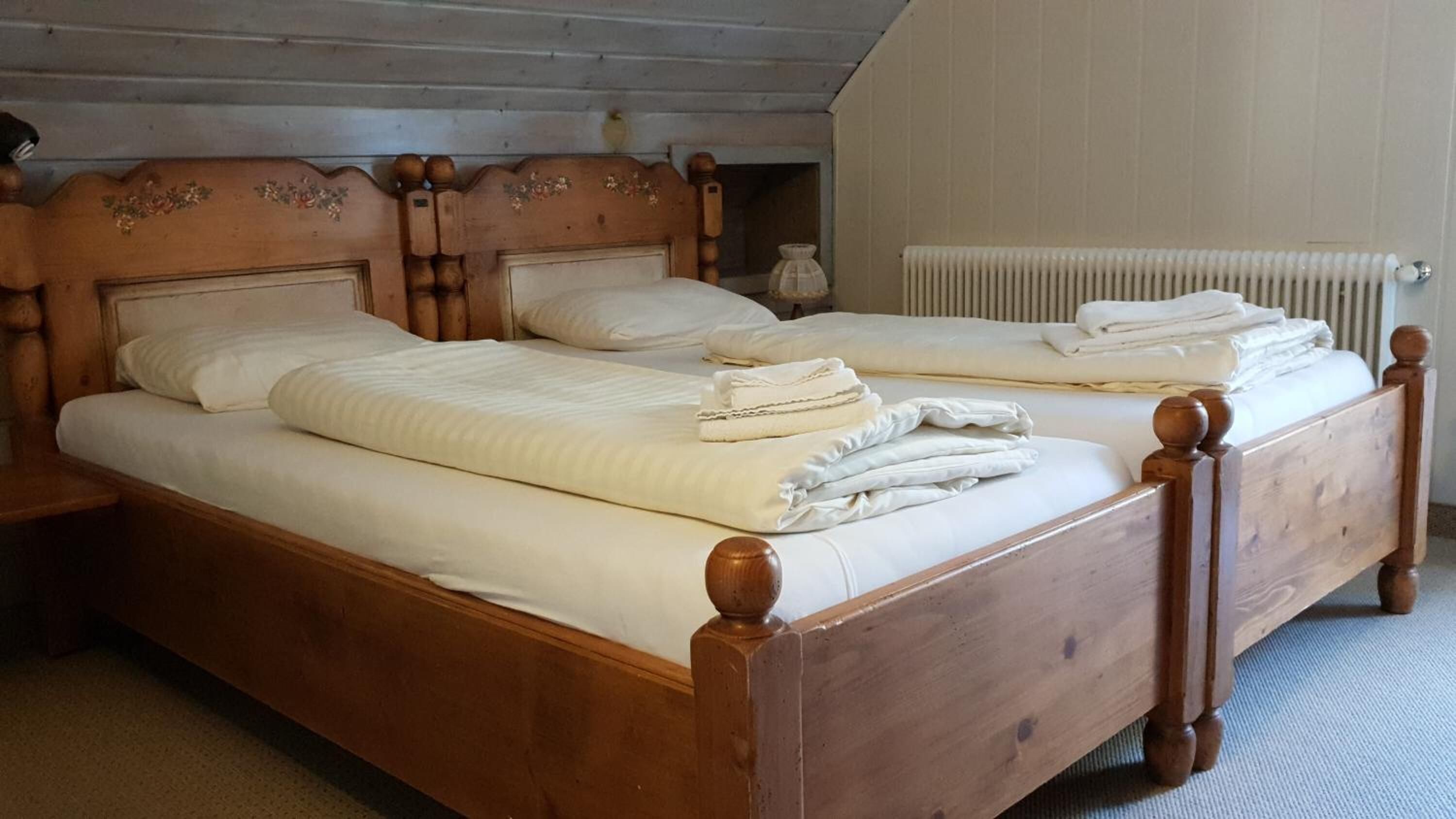 in-room safe, desk, free wifi