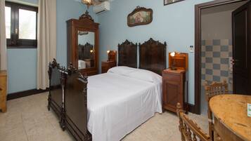 Traditional-Einzelzimmer | 1 Schlafzimmer, Allergikerbettwaren, Minibar, individuell eingerichtet