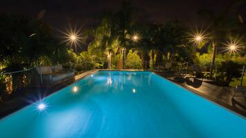 Außenpool (je nach Saison geöffnet)