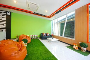 Interior - C Tower Hotel (Surat Thani)