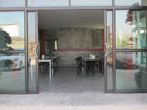Dîner servi sur place