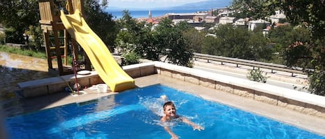 Seasonal outdoor pool