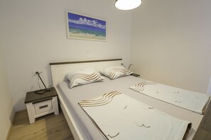 Soundproofing, iron/ironing board, free cribs/infant beds, free WiFi