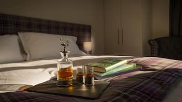 Double or Twin Room, Terrace (Jura) | Premium bedding, memory foam beds, free minibar items