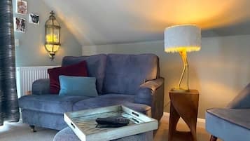 1 quarto, cortinas blackout, quartos à prova de som