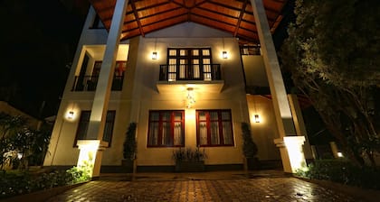Rivora Residence