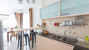 2-Bedroom Private Pool Villa | Eigene Küche