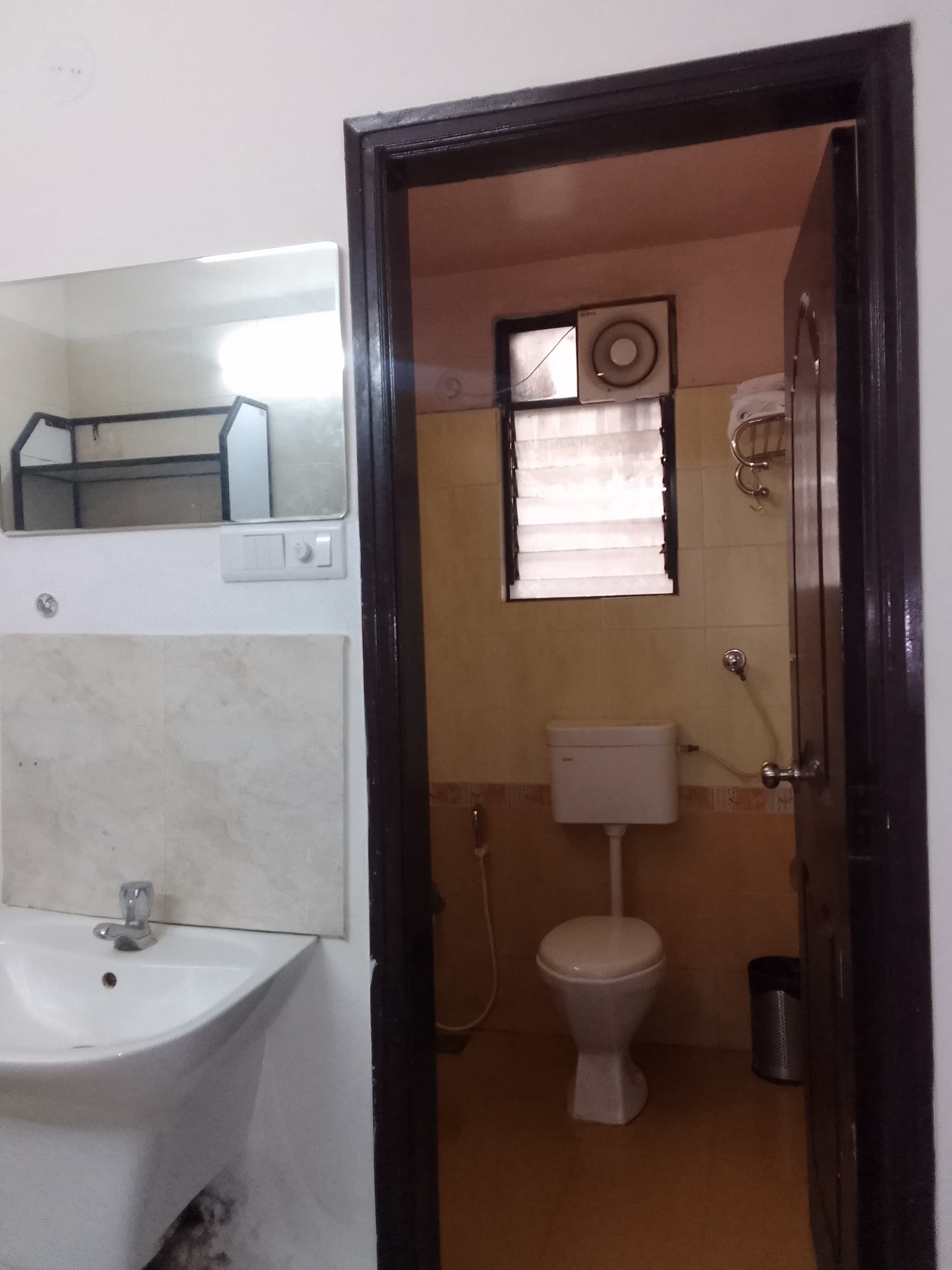 Shower, free toiletries, towels, soap