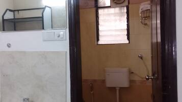 Shower, free toiletries, towels, soap