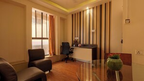 Living area - Calypso by Magnus (Pune)