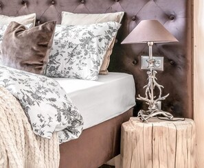 1 bedroom, premium bedding, down duvets, individually decorated