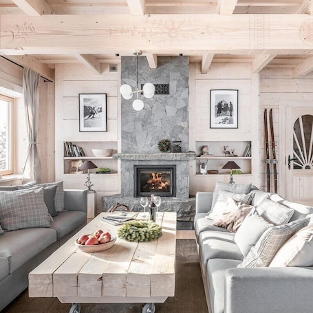 Exclusive Villa, 3 Bedrooms, Non Smoking, Mountain View | Living area. Villa Gorsky-Janso