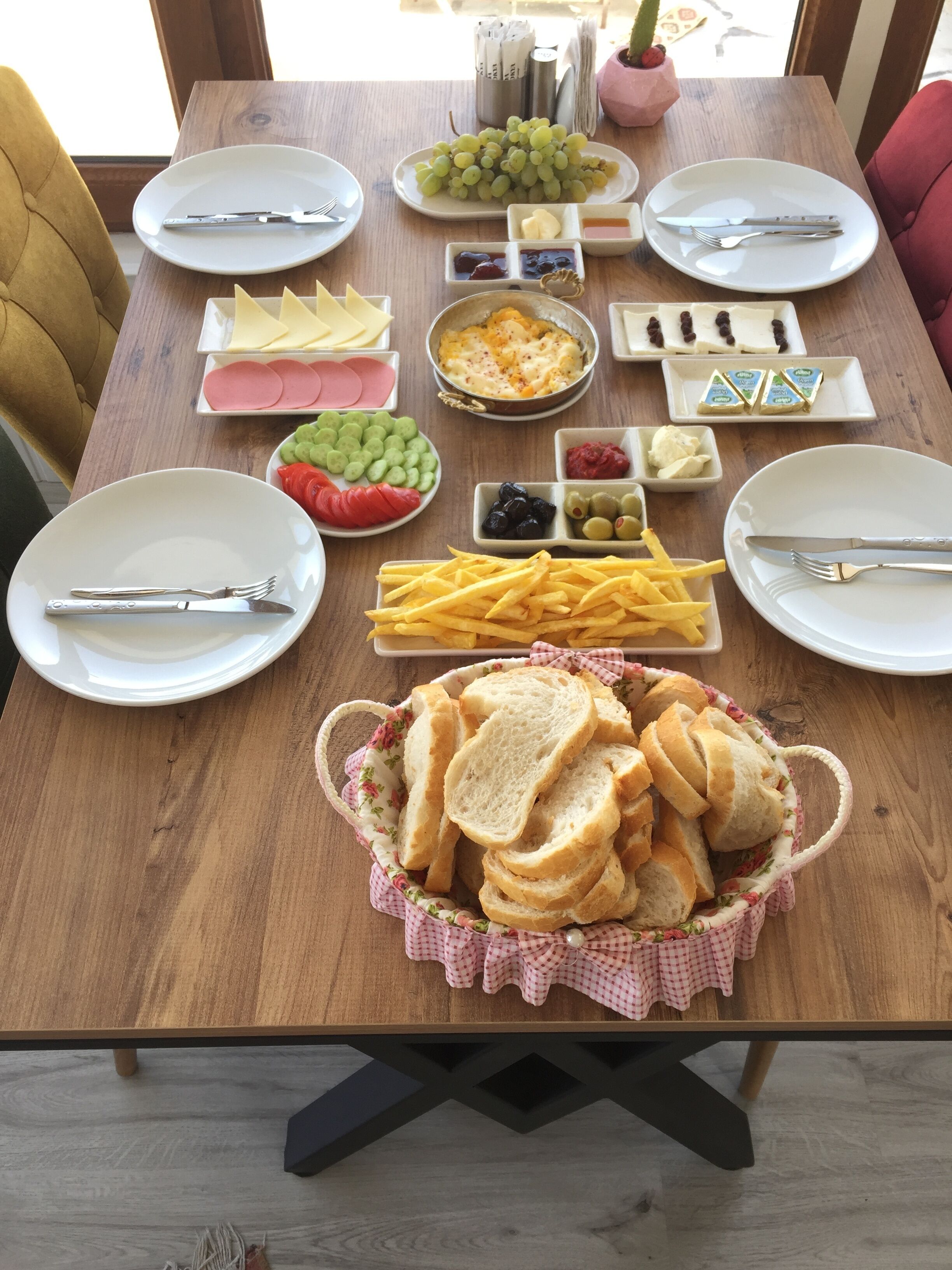 free continental breakfast