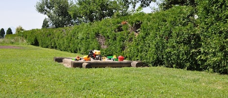 Außen-Kinderspielplatz