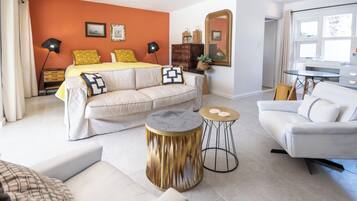 Suite Luxury | Una cassaforte in camera, lenzuola
