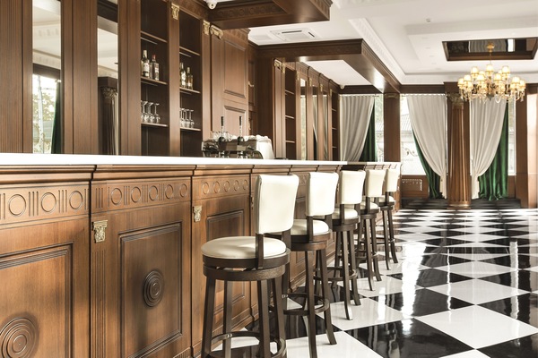 Bar (en la propiedad)