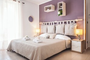 Departamento Deluxe, 2 habitaciones, 2 baños, vista a la montaña (Sonia) | 1 habitación, sábanas italianas Frette y ropa de cama de alta calidad 