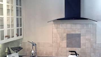 Vila, 6 kamar tidur | Dapur pribadi | Lemari es besar, microwave, oven, dan kompor