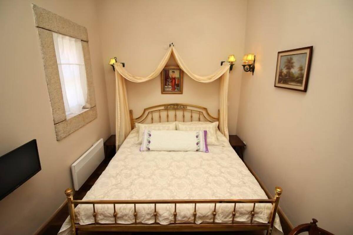 Premium bedding, minibar, in-room safe, free WiFi