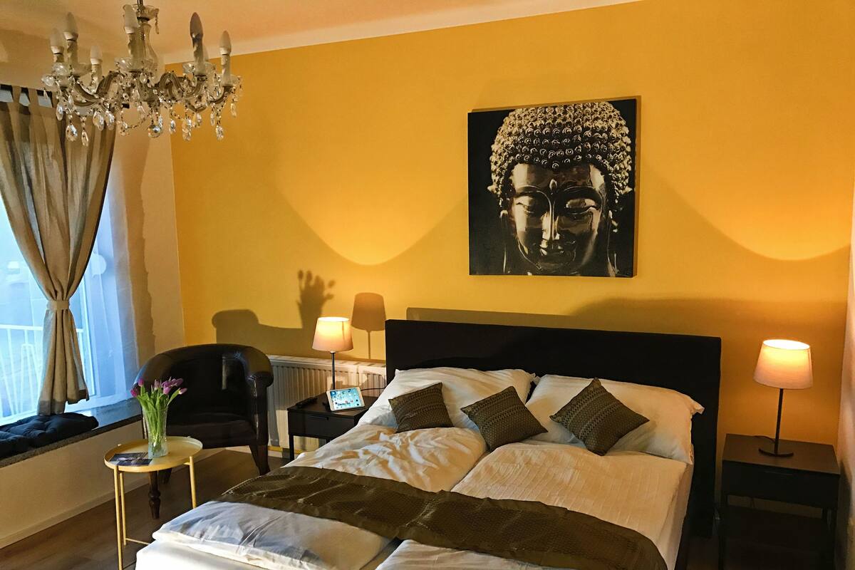 Departamento de diseñador, 1 habitación, para fumadores, vista al jardín | Balcón