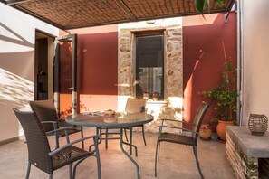 Estudio City, terraza (First Floor) | Terraza o patio