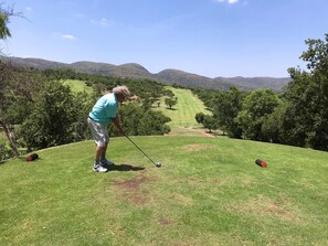 Golf - 49 On Cherry Guesthouse (Randburg)