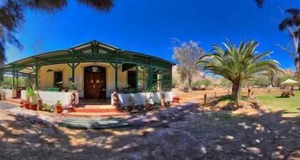 Goanikontes-Oasis-Campground