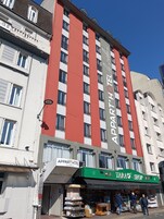 Fachada da propriedade