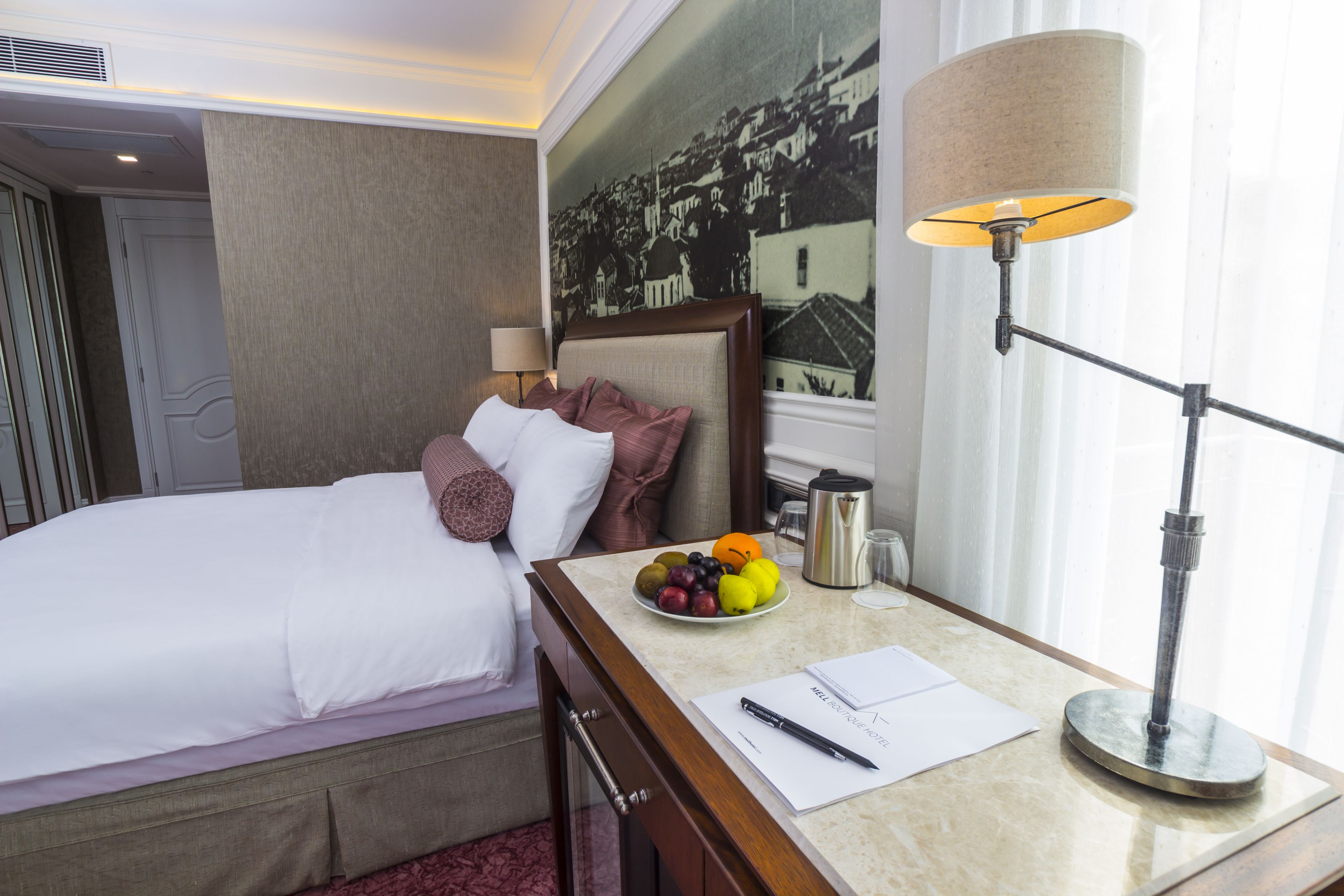 superior room, sea view | 1 bedroom, minibar, in-room safe, desk