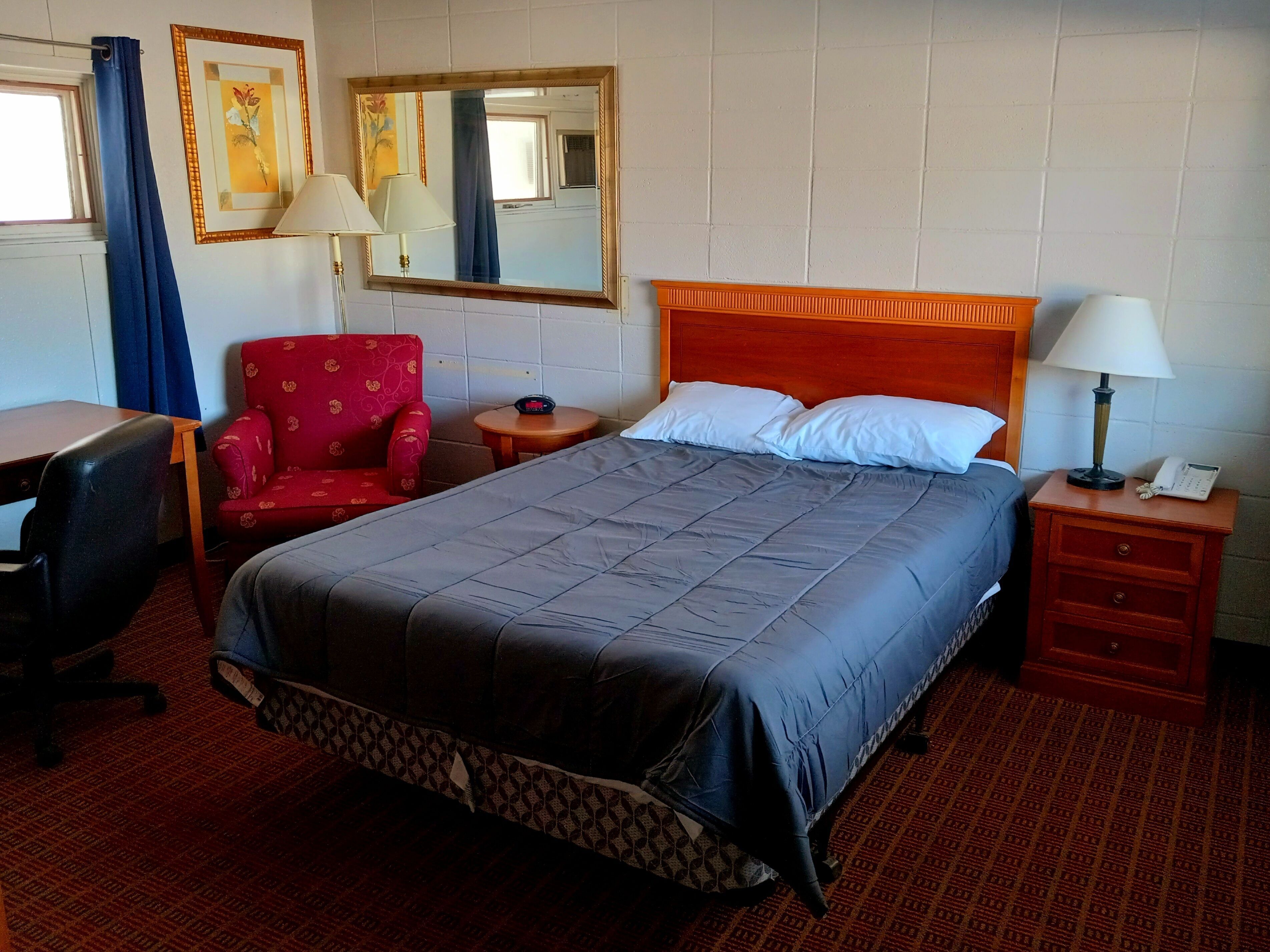 Free WiFi, bed sheets