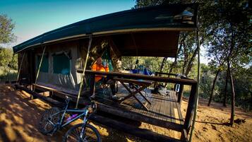 Tenda Standar, 1 kamar tidur | Teras/patio