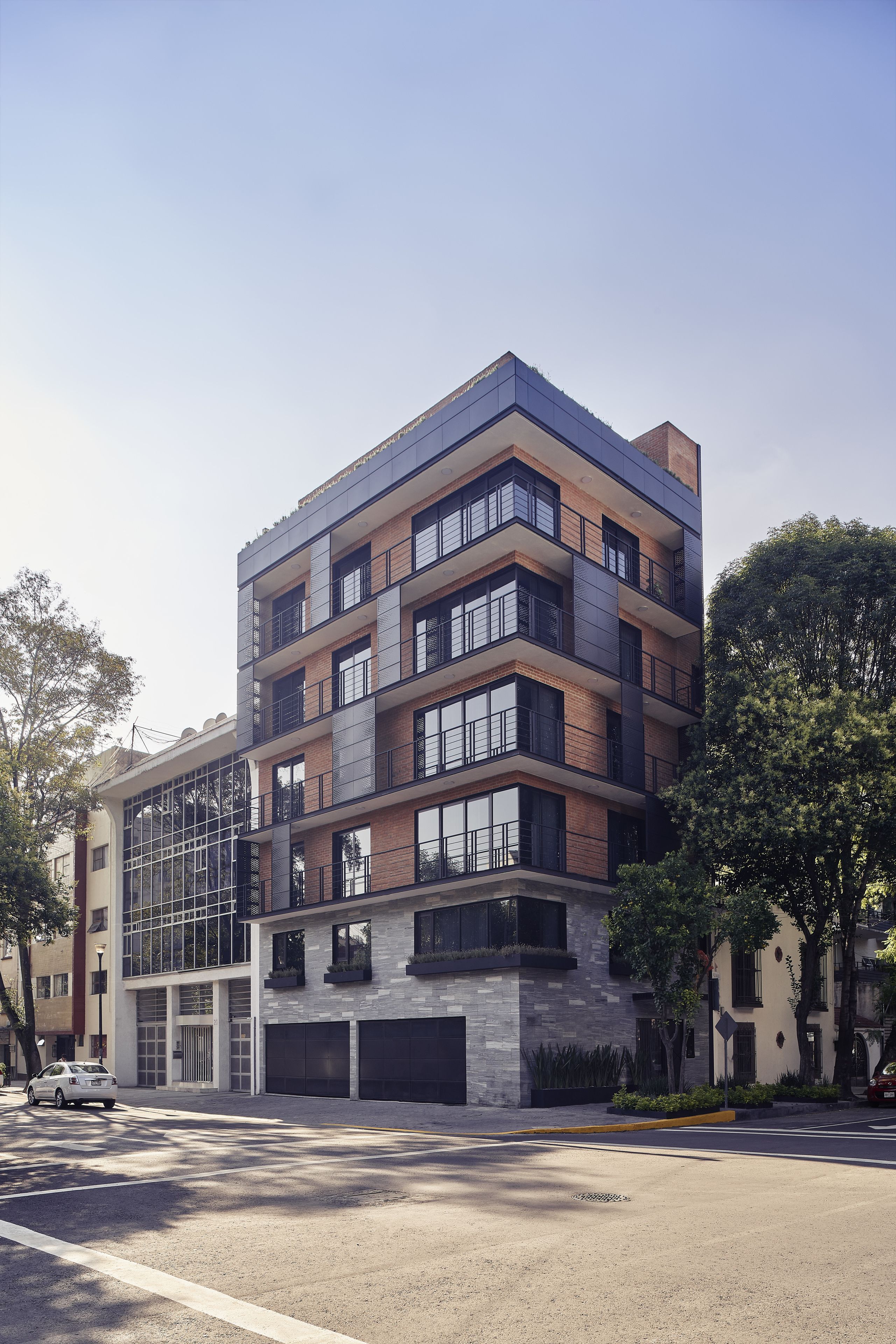 Photo - Mathias Luxury Plus by Viadora