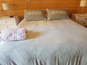 In-room safe, free WiFi - Hostal de German (Pucón)