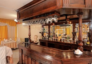 Bar (on property) - Club Amigo Marea Del Portillo Hotel (Marea del Portillo)