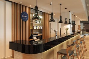 Bar (en la propiedad)