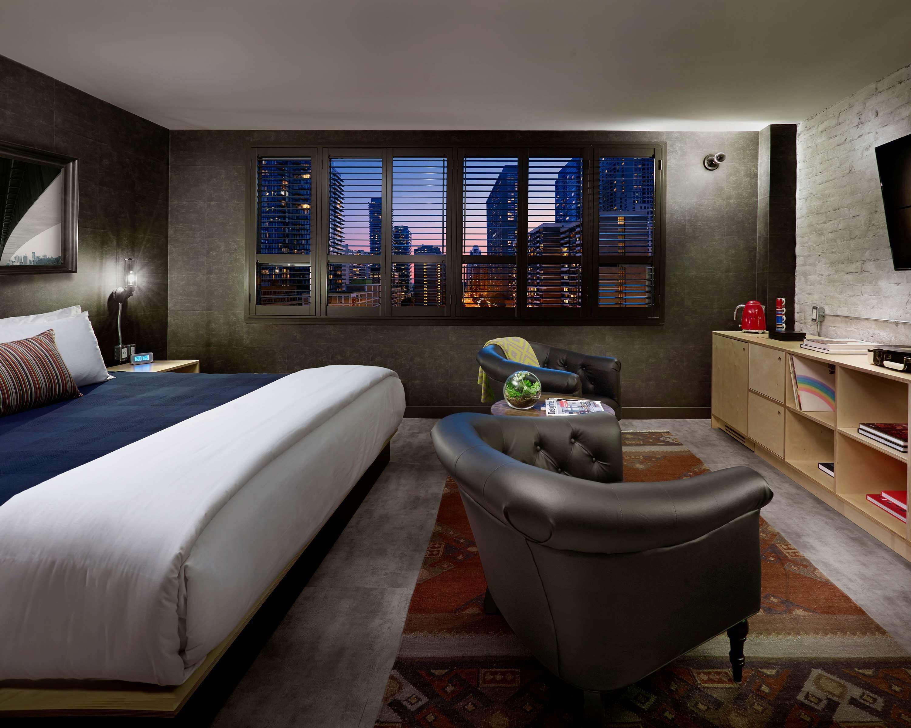 1 bedroom, in-room safe, desk, soundproofing