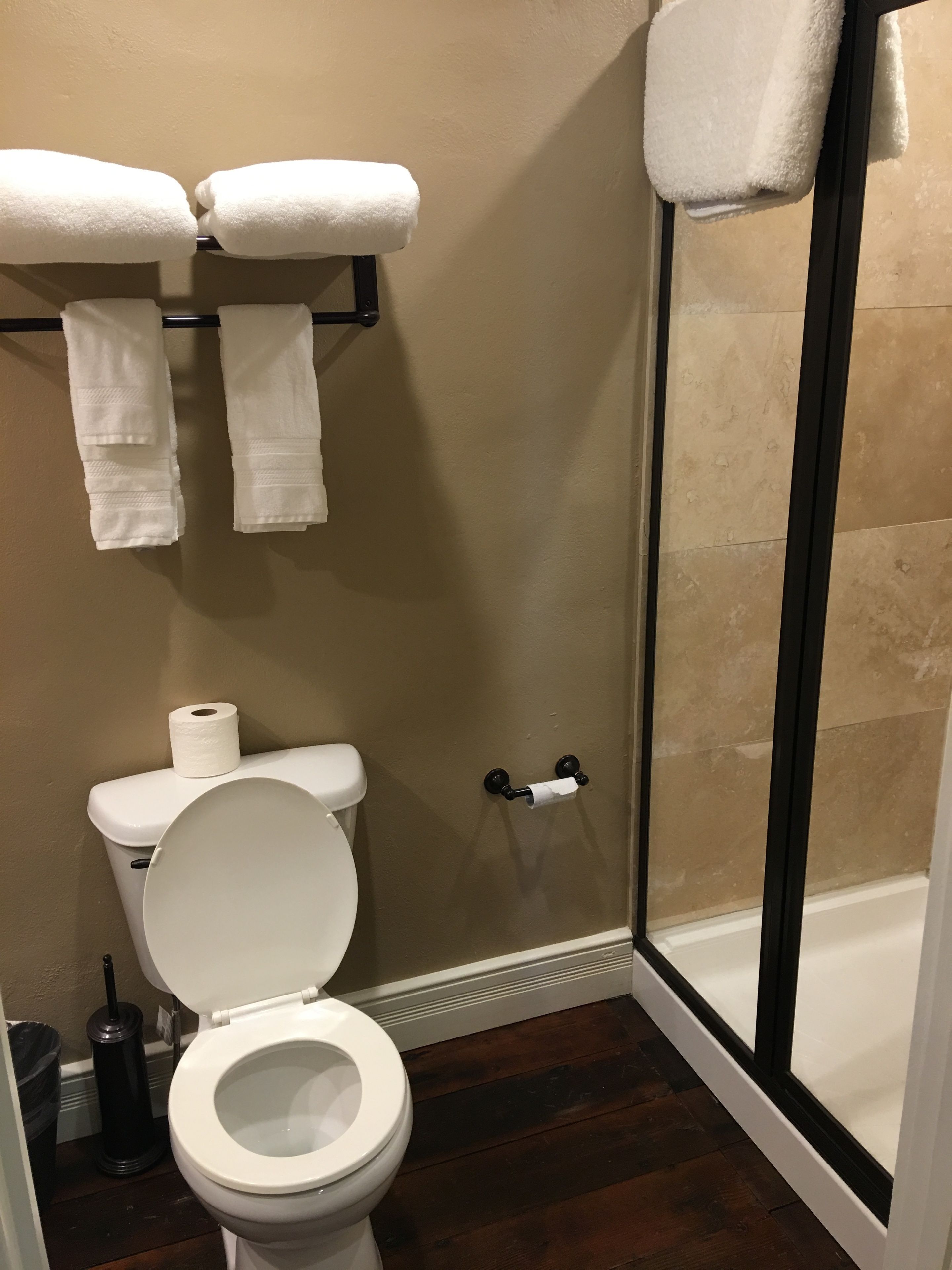 deluxe room, 1 queen bed | bathroom | shower, free toiletries, towels