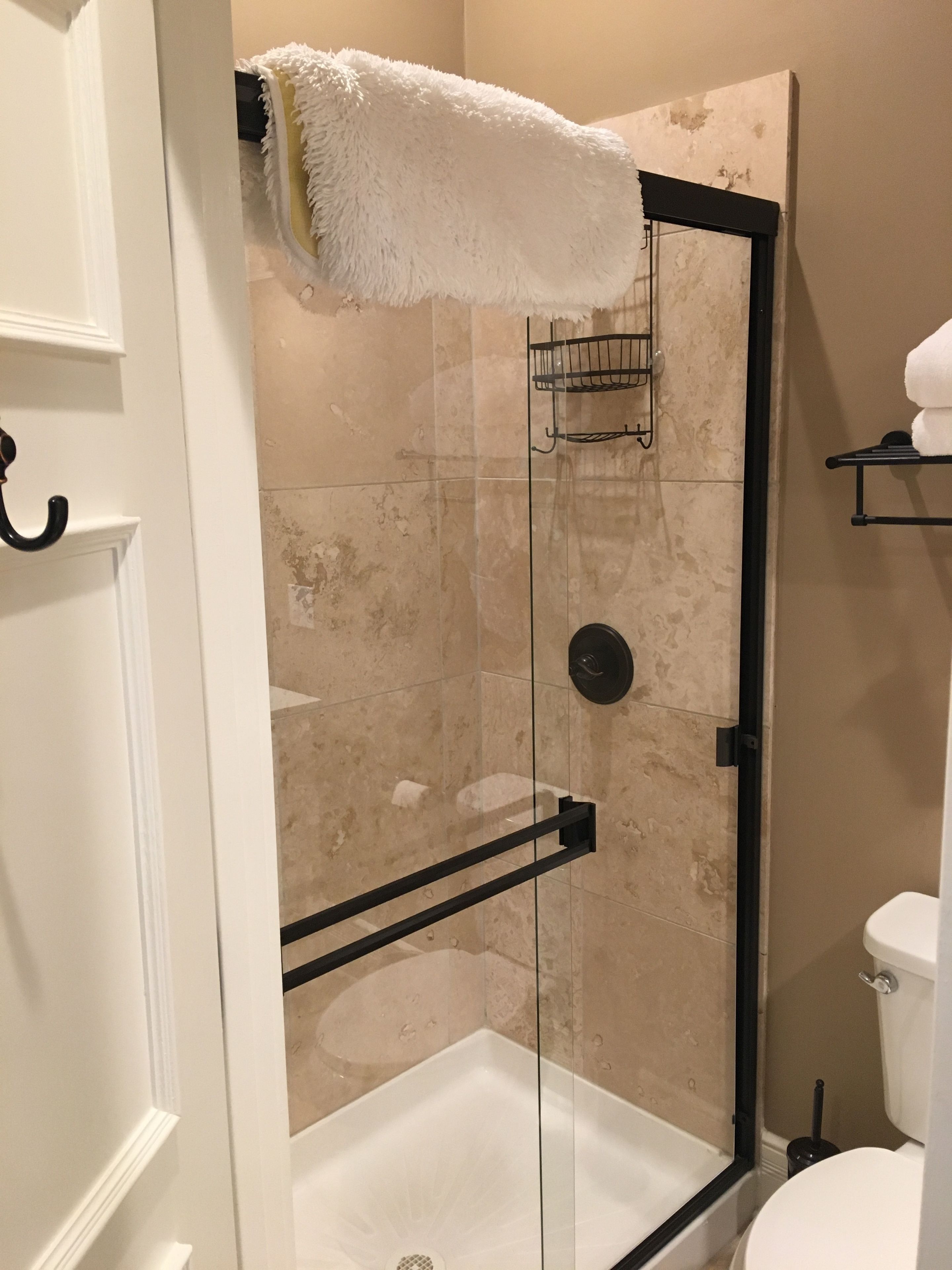 deluxe room, 1 king bed | bathroom | shower, free toiletries, towels