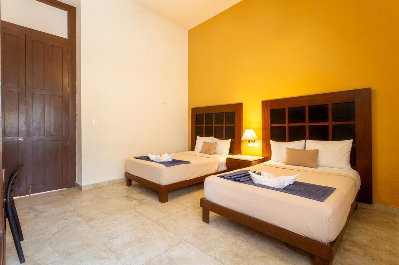 standard double room | desk, iron/ironing board, free wifi, bed sheets