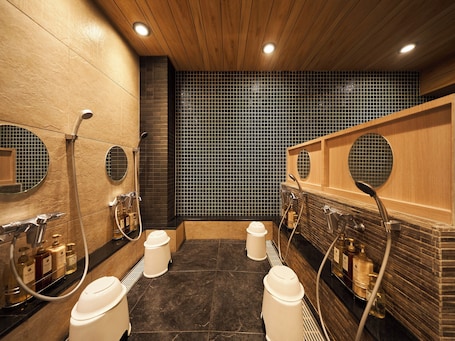 Baño termal público