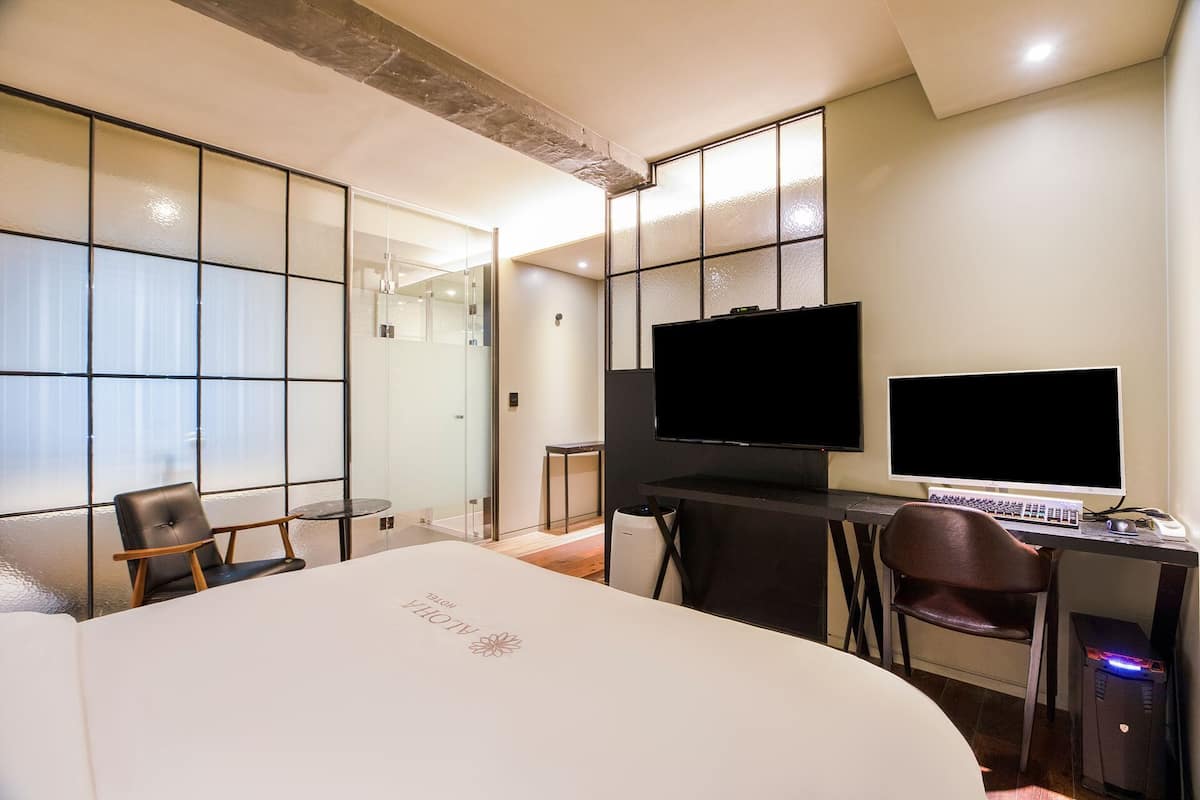 standard double room | frette italian sheets, premium bedding, individually decorated