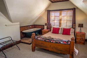 Deluxe Double Room (Gold Bullion Room) | Premium bedding, pillowtop beds, free WiFi, bed sheets - Gold Mine Guesthouse (Nundle)